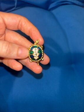 Turtle Pin/Pendant Just Keep Swimming Colored Gold Blue Green White NWOTS